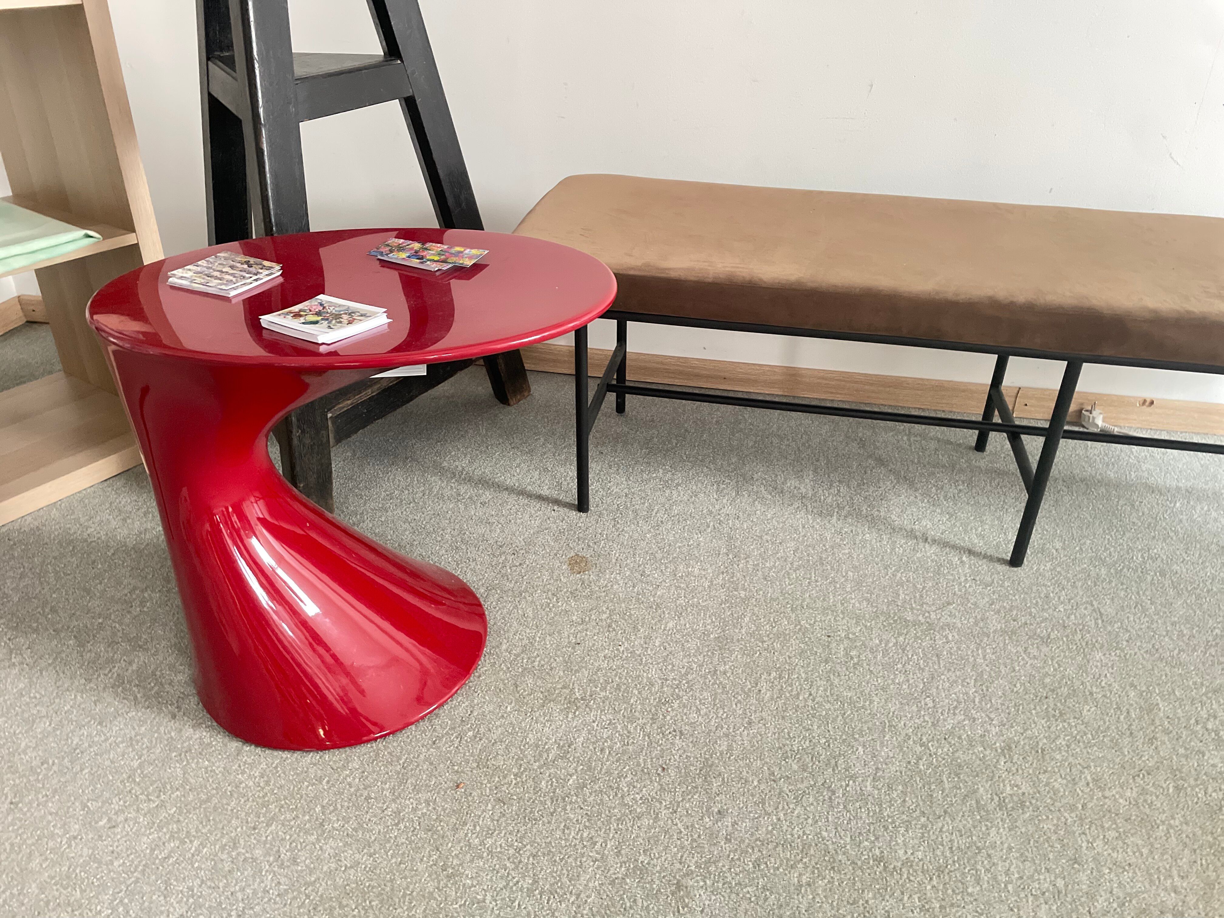 Table d’appoint Tod - Zanotta designTodd Bracher