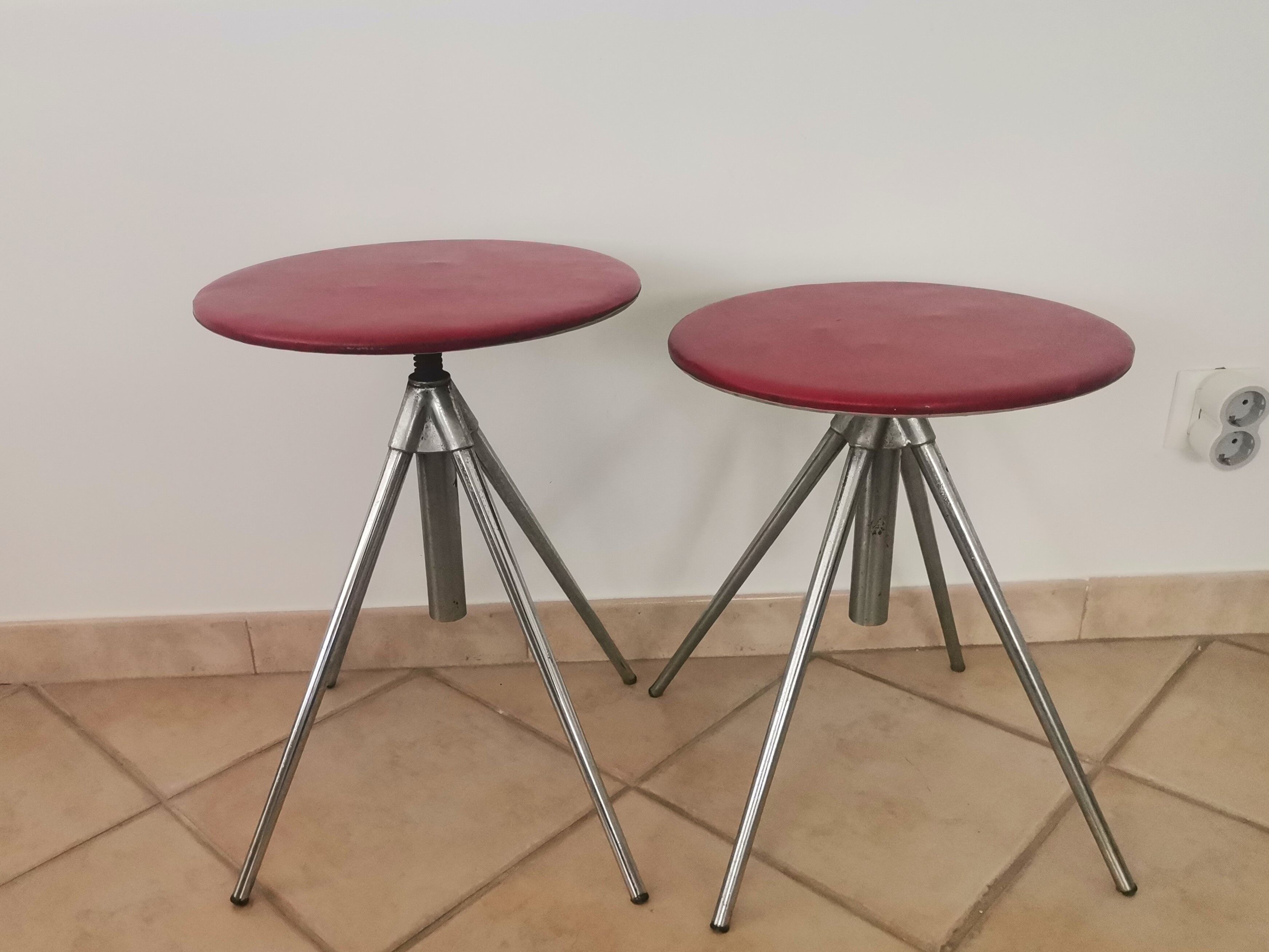 German red leather swivel filigree rotating height adjusting stools by Hailo 1960s, Set of 2
