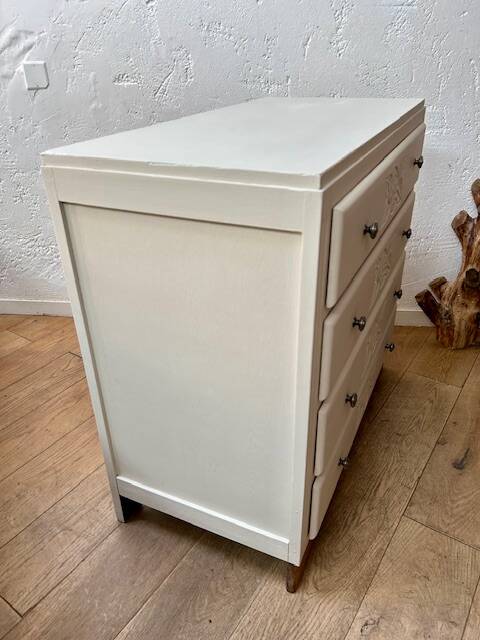 Art Deco style chest of drawers