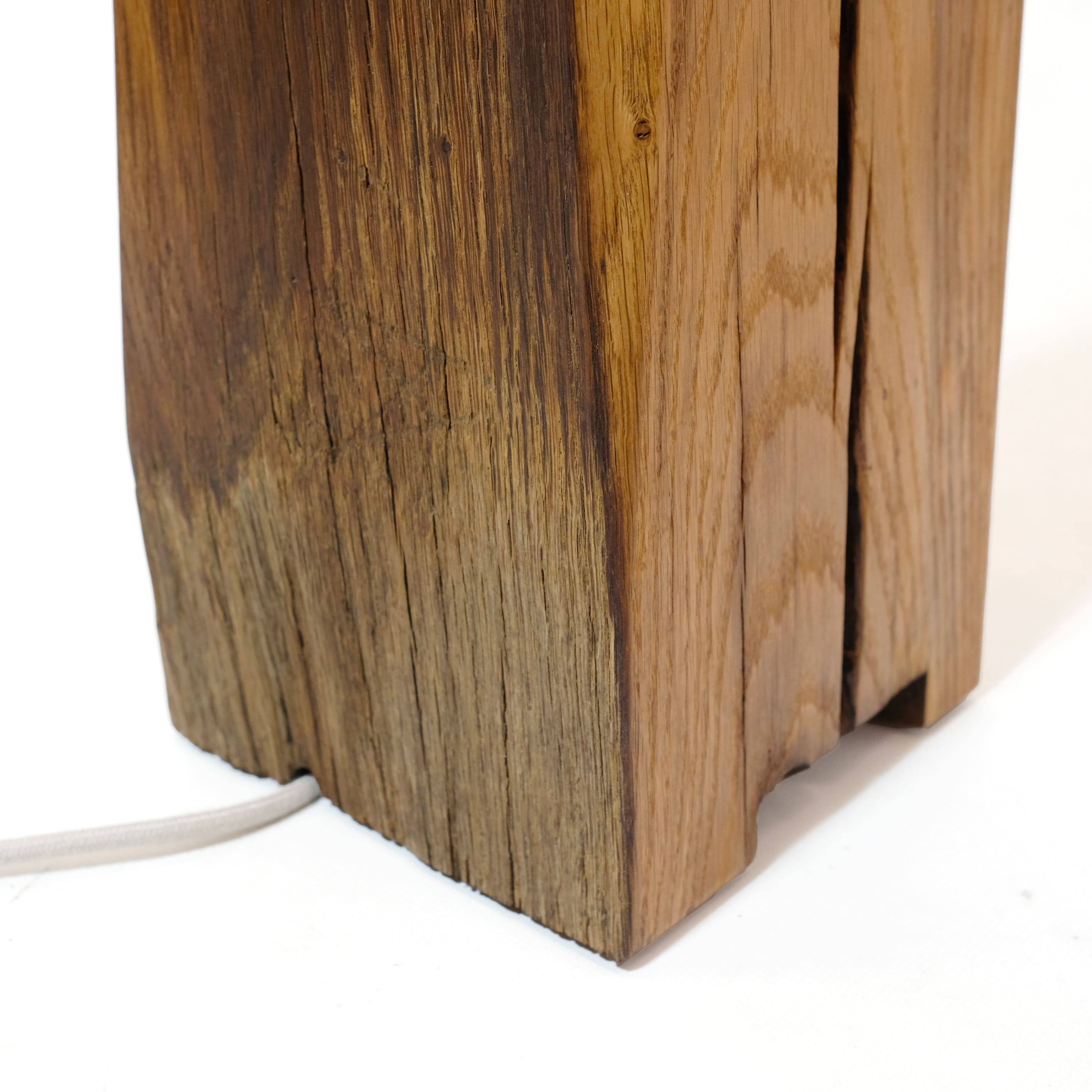 Large 3-light floor lamp in metal, brass and solid wood, 197cm.