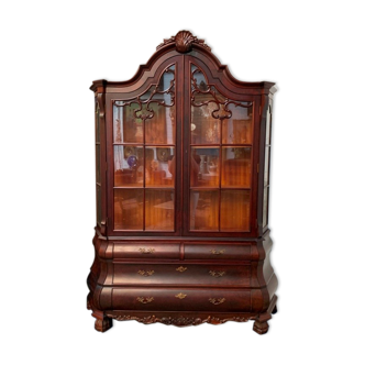 Mahogany showcase