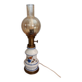 Old kerosene lamp style lamp
