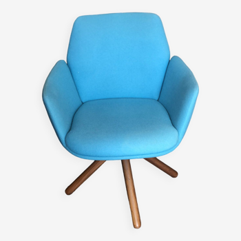 fauteuil Haworth by Patricia Urqiola