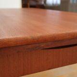Scandinavian stretch teak table