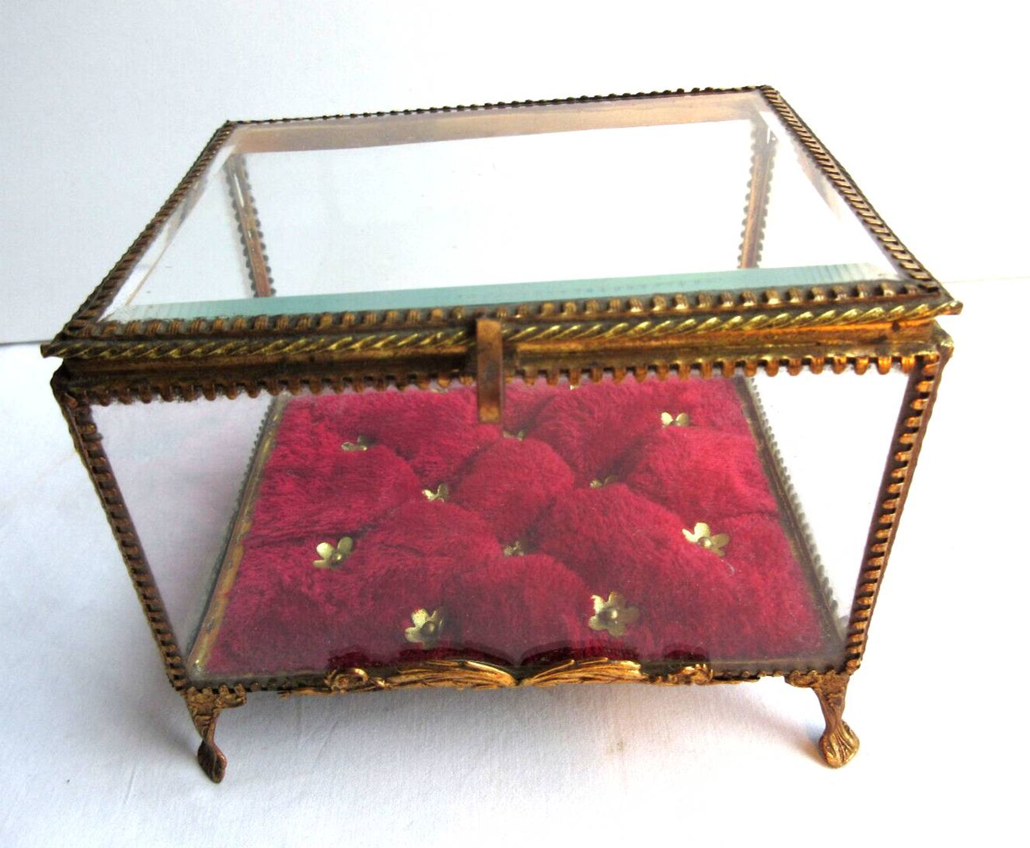 Napoleon III jewelry box, beveled glass and gilded brass, red padded, 4 feet