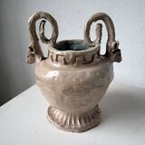Ceramic bowl with ram heads
