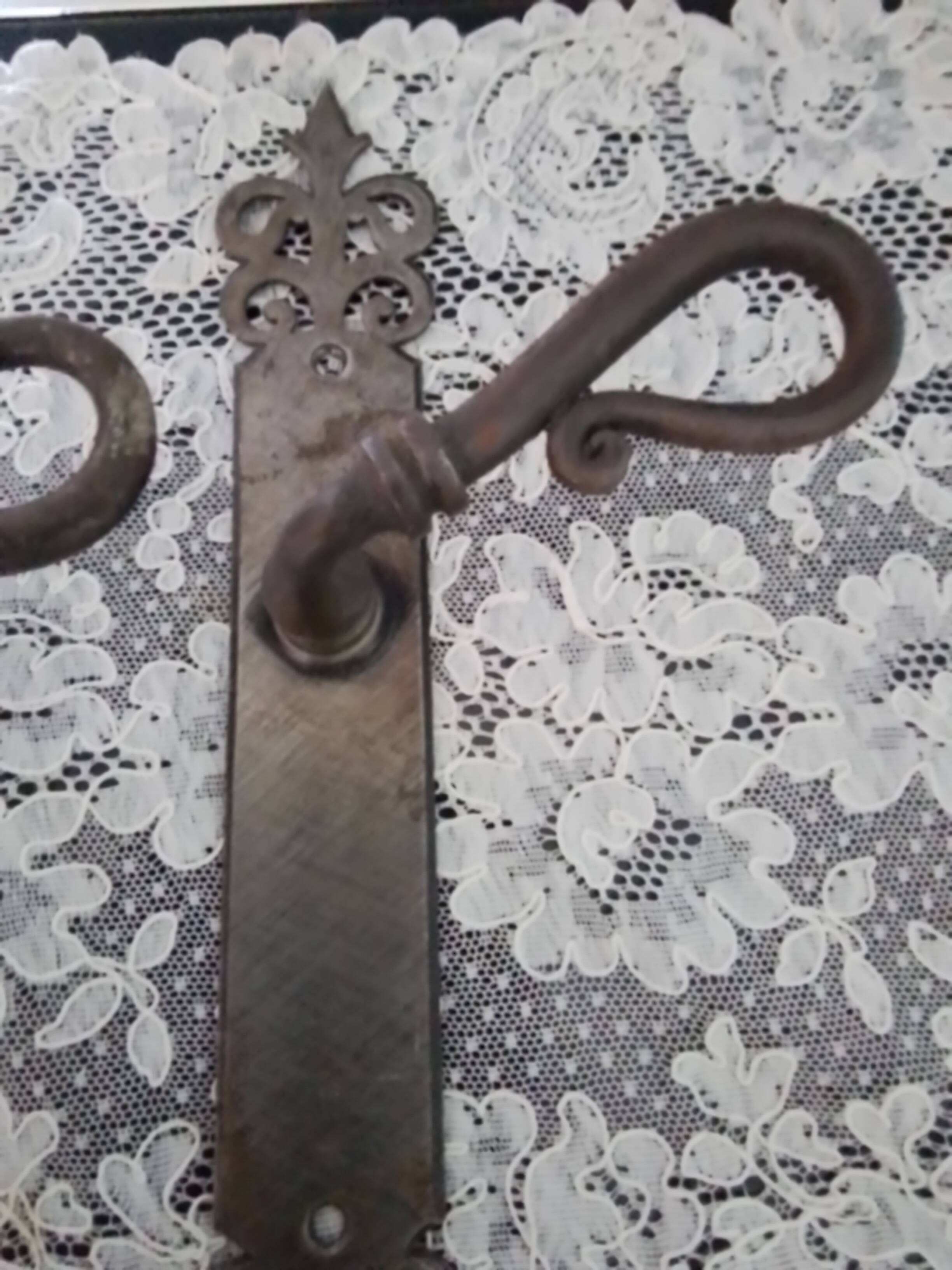 2 door handles old style