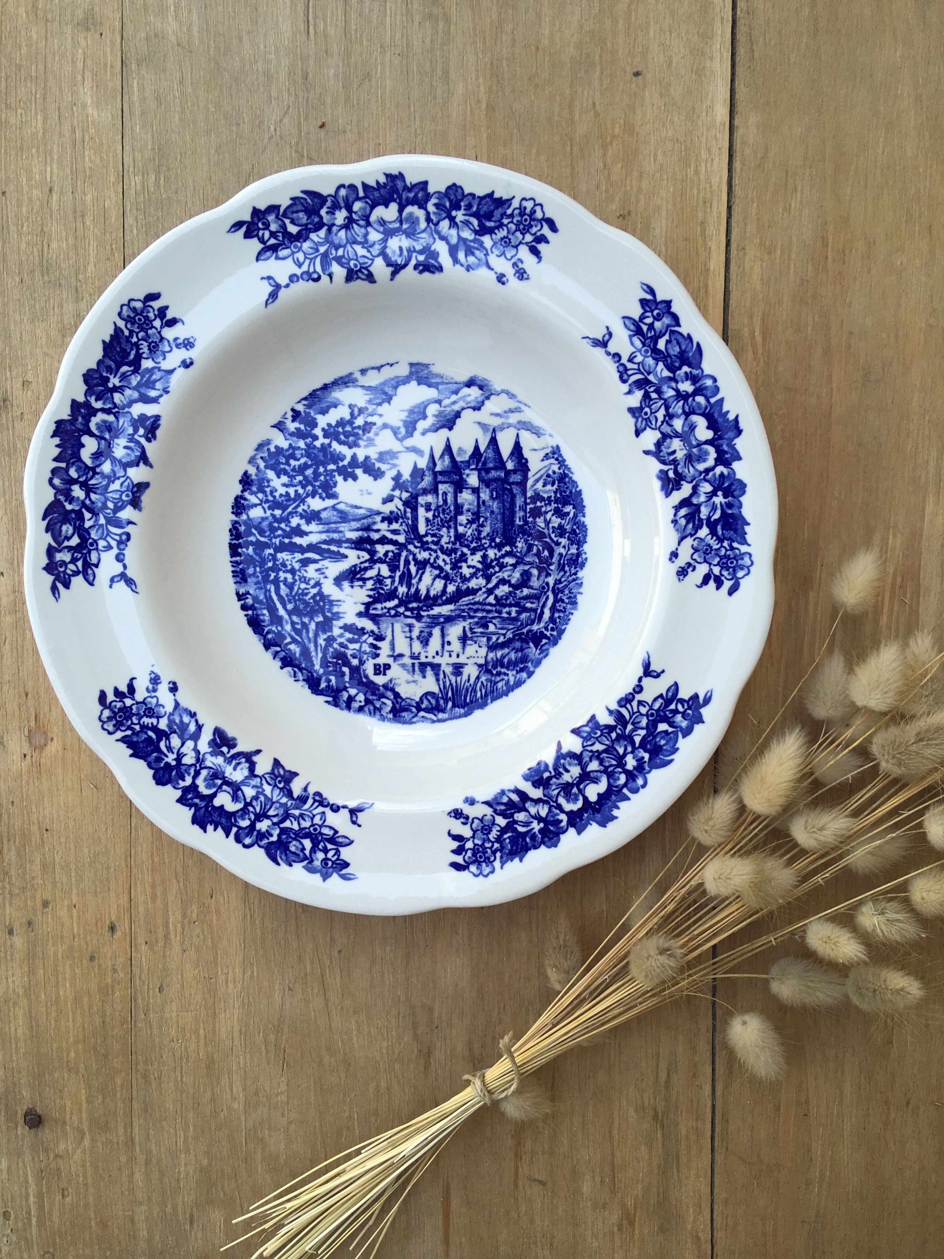 English hollow plates