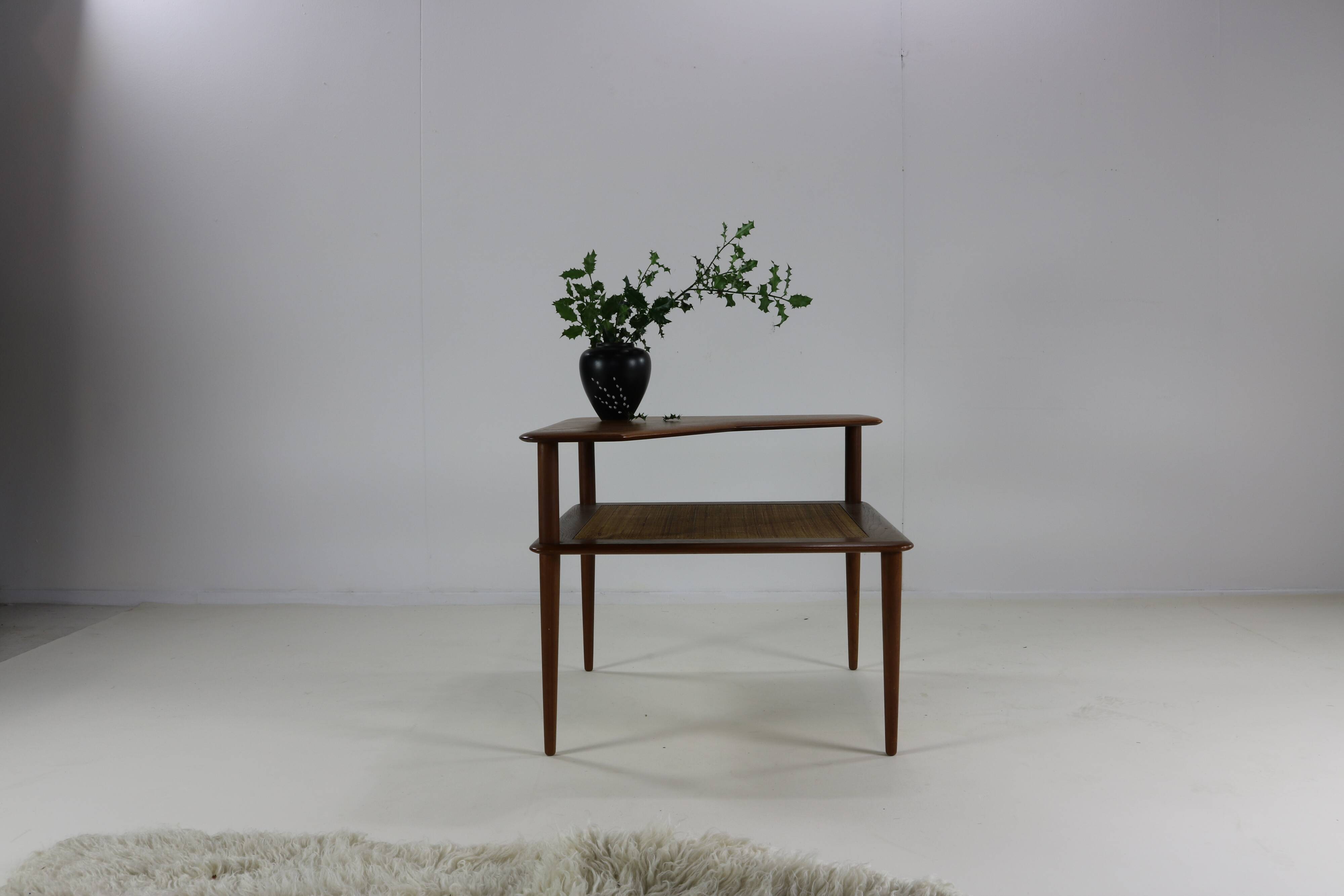 Danish design teakwood minerva corner table by Peter Hvidt & Orla Molgaard-Nielsen