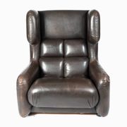 Fauteuil en cuir par Zbyněk Hřivnáč