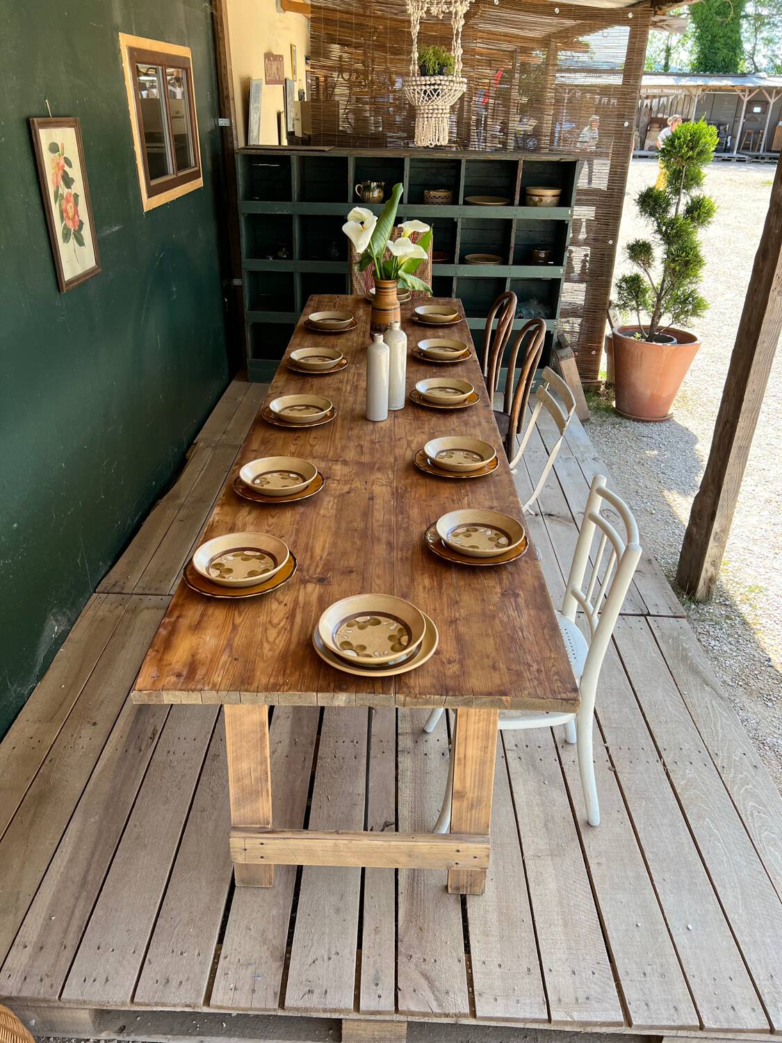 Guinguette table