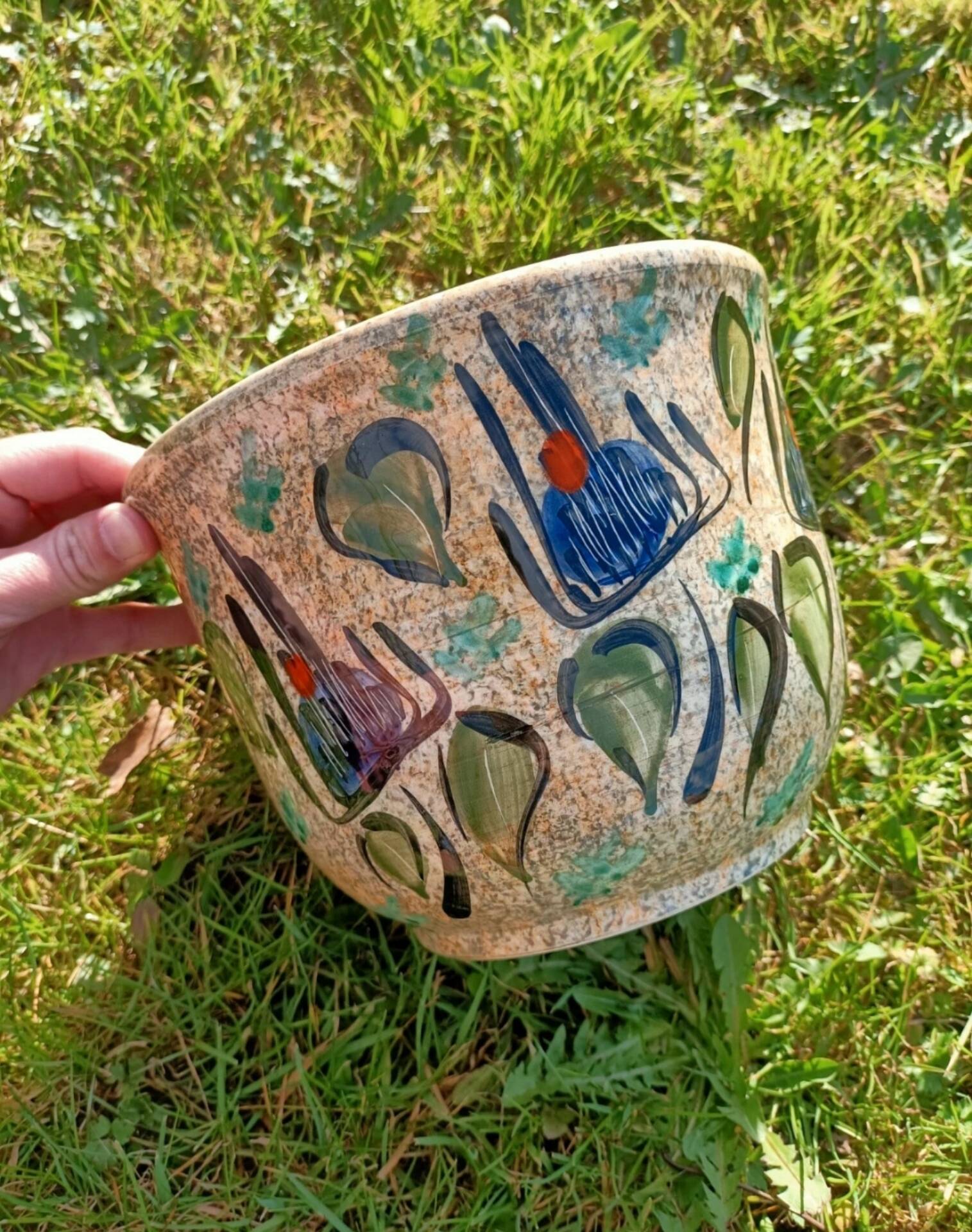 Vase / Flower pot ~ Vallauris 💐