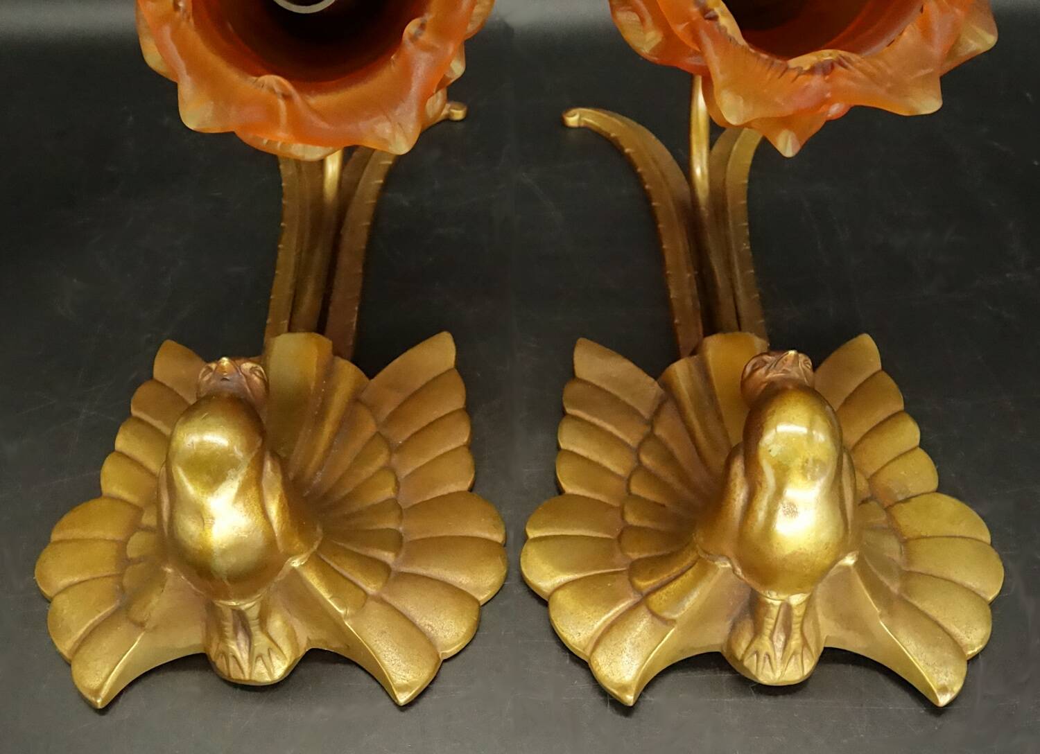 Pair of wall sconces with peacocks from the Art Nouveau period - bronze by Charles Ranc.