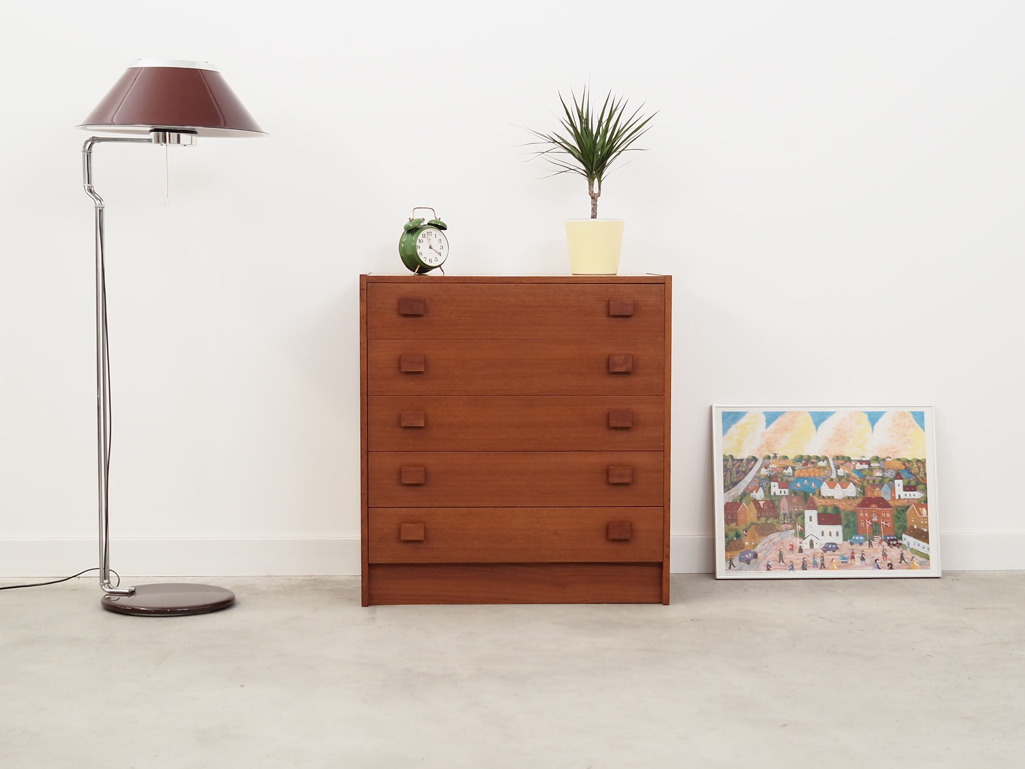 Commode en teck, design danois, années 70, production: Danemark