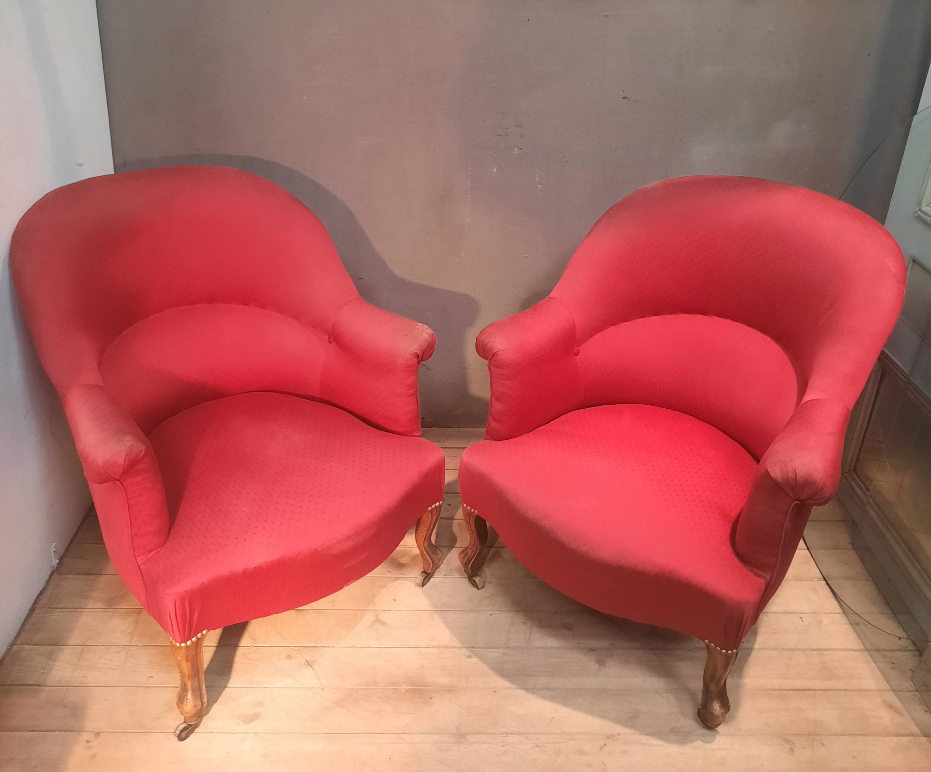Paire de  fauteuil crapaud rouge