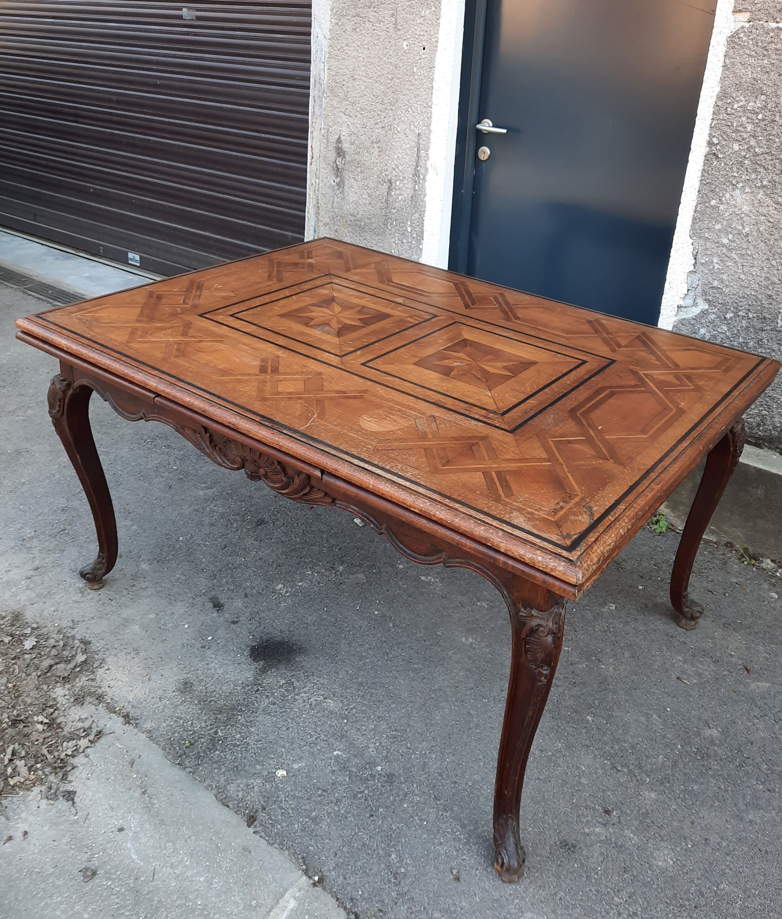 Italian table marquetry tray