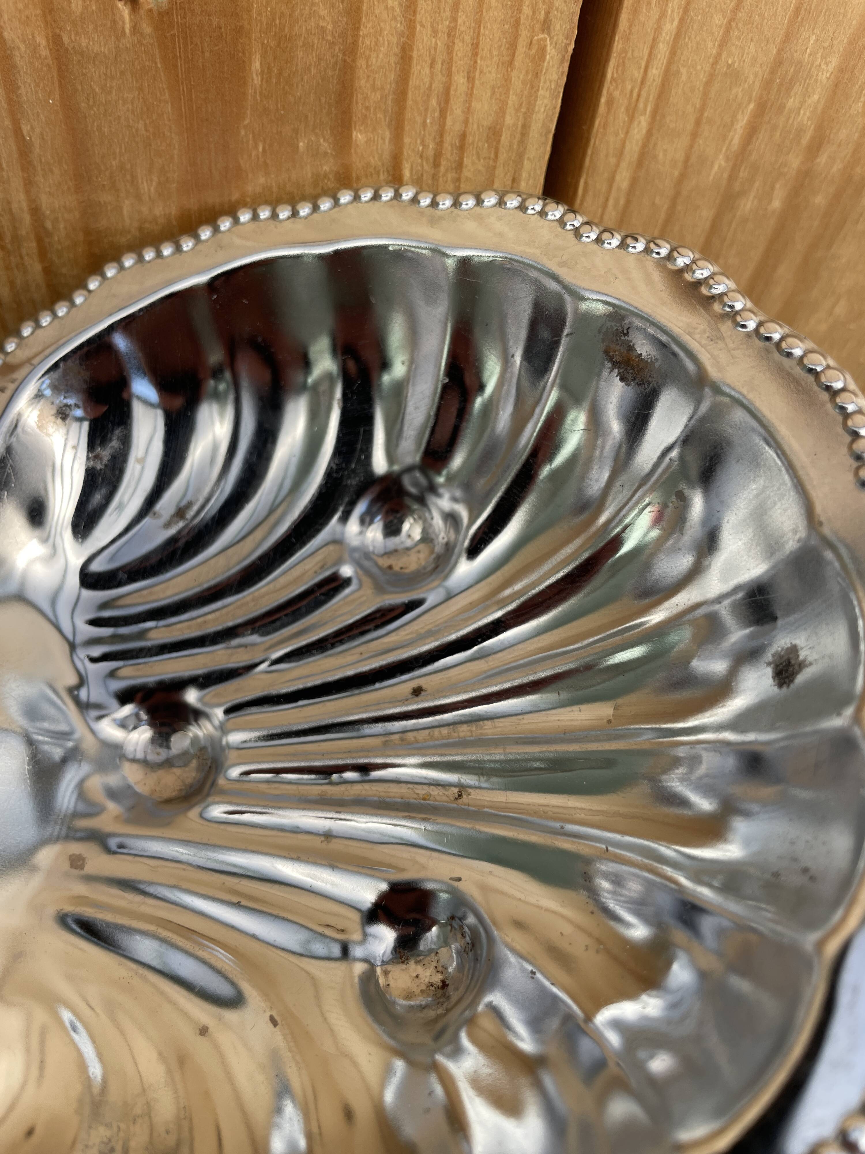 Beurrier vintage coquillage en métal argenté – élégant et original