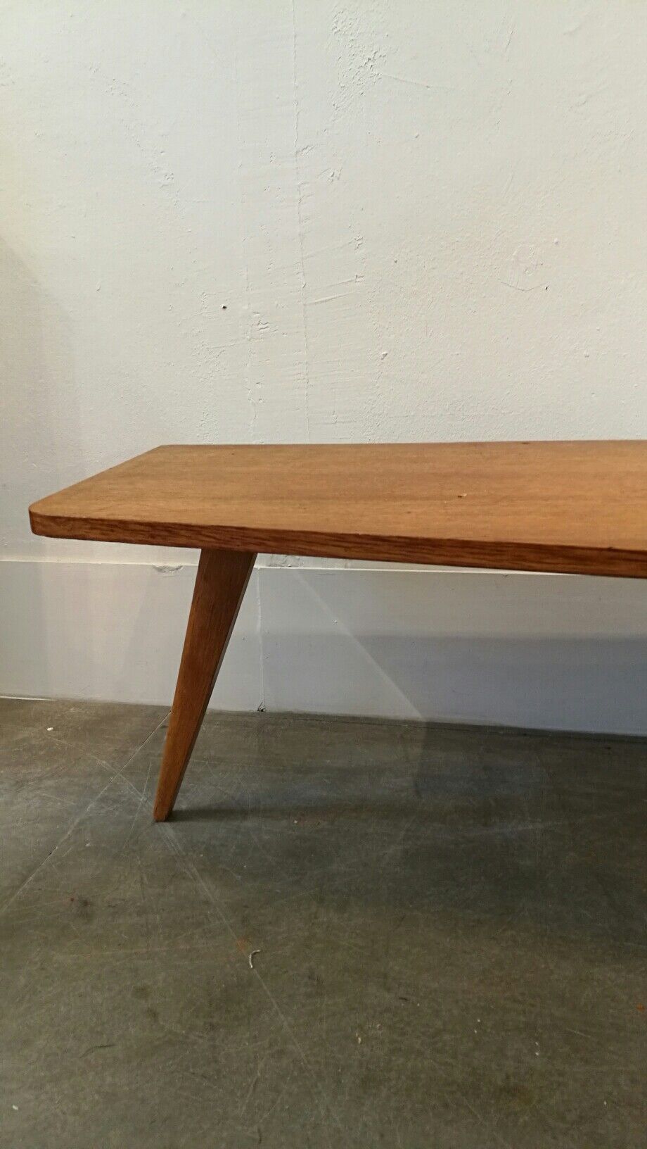 Table basse en chêne forme libre