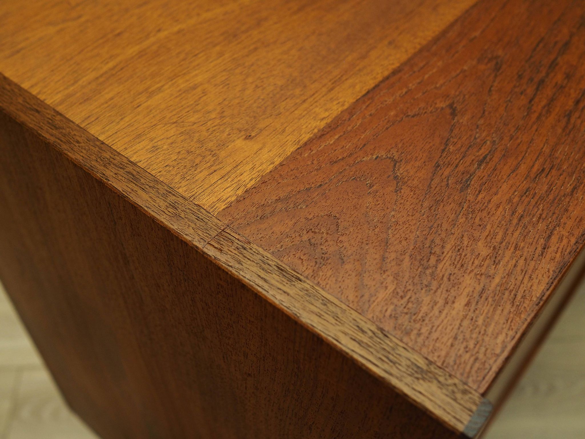 Enfilade en teck, design danois, années 1970, production : Danemark