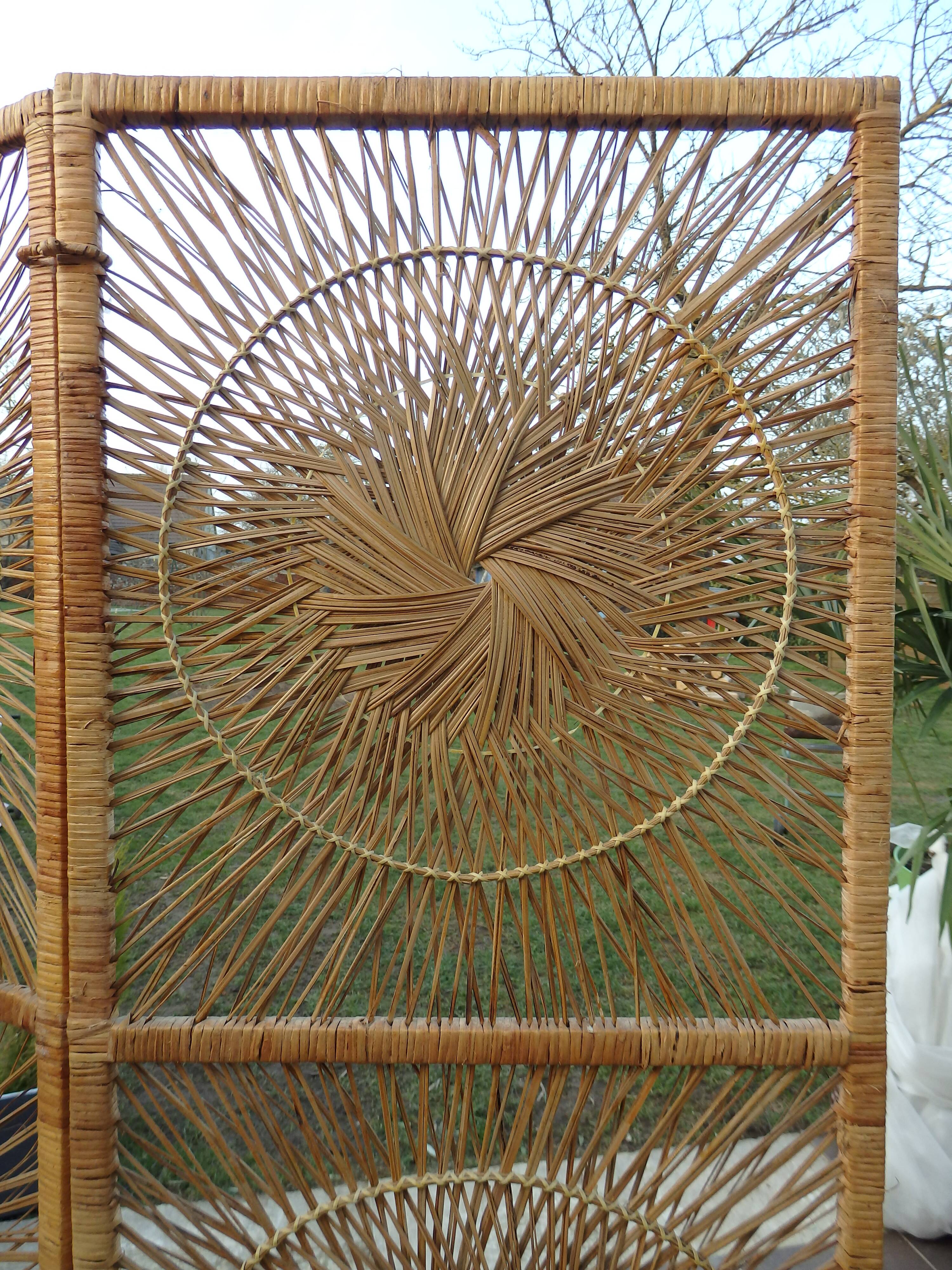 Sun wicker screen
