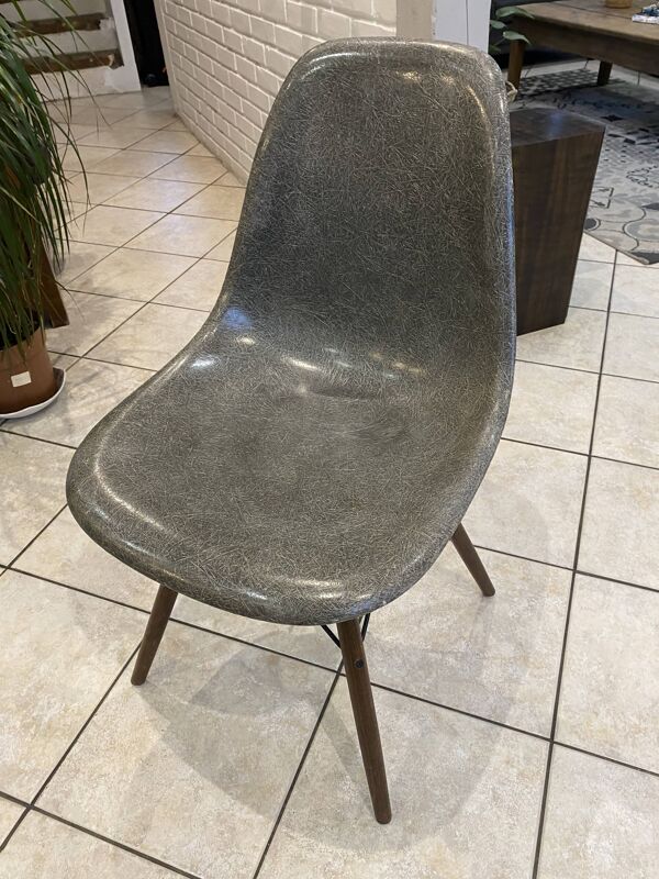 Chaise dsw fibre elephant grey gris dowel noyer eames herman miller vintage
