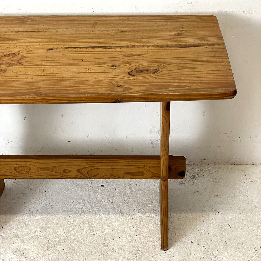Vintage 70's pine table