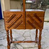 Travailleuse ou couturière vintage en bois