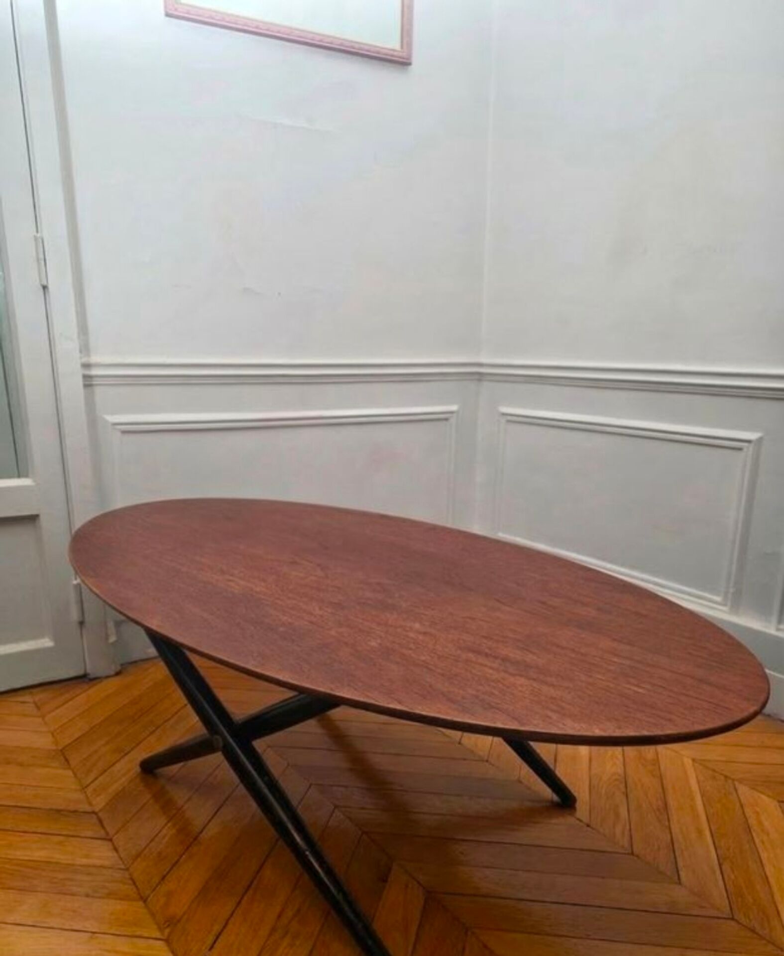 Very rare - Vintage Scandinavian design coffee table, model "Ovalette" p