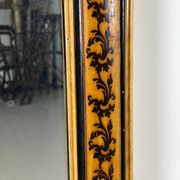 French mirror flower motive