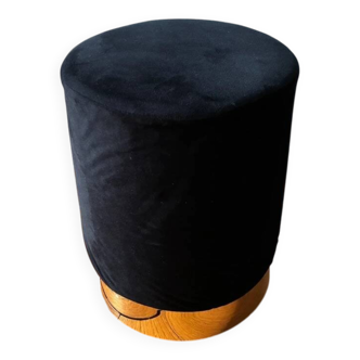 Black velvet cylindrical pouf