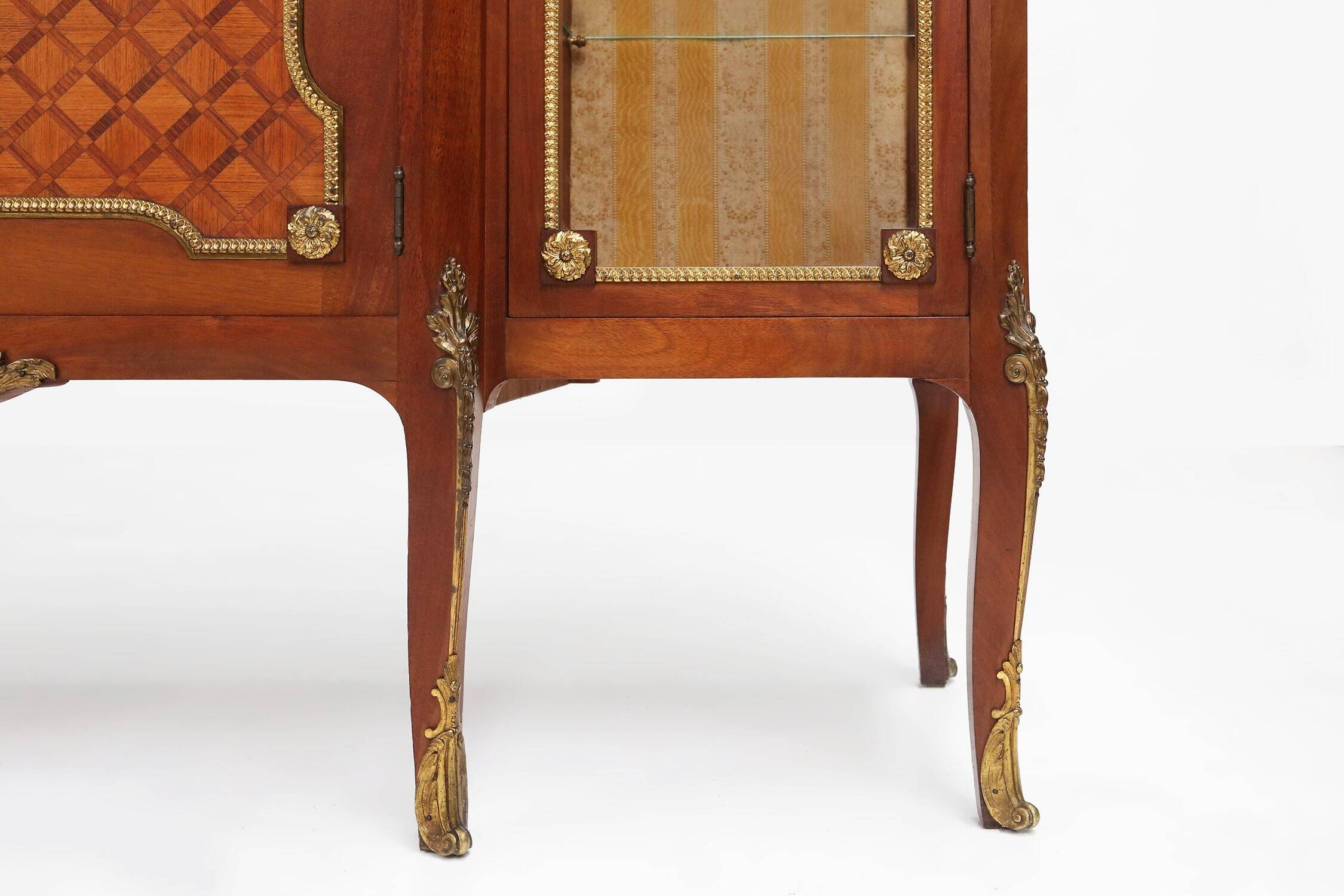 Louis Xvi Display Cabinet in Marquetry with Light, France, 1850s