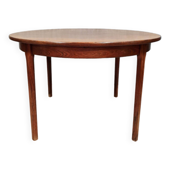 Stained teak extending table