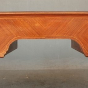 Bureau de style Louis XVI plaqué acajou