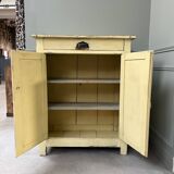 Yellow butter Parisian buffet