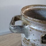 Blue sandstone pot