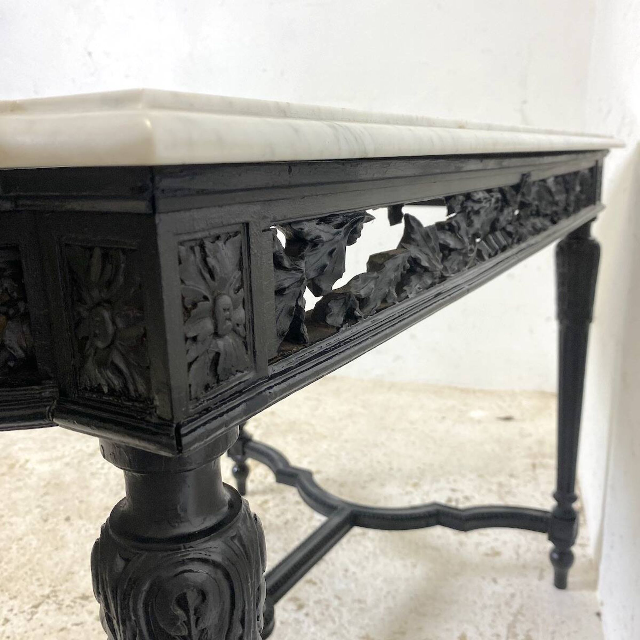 Console ou table de milieu style Louis XVI du XIXème siècle