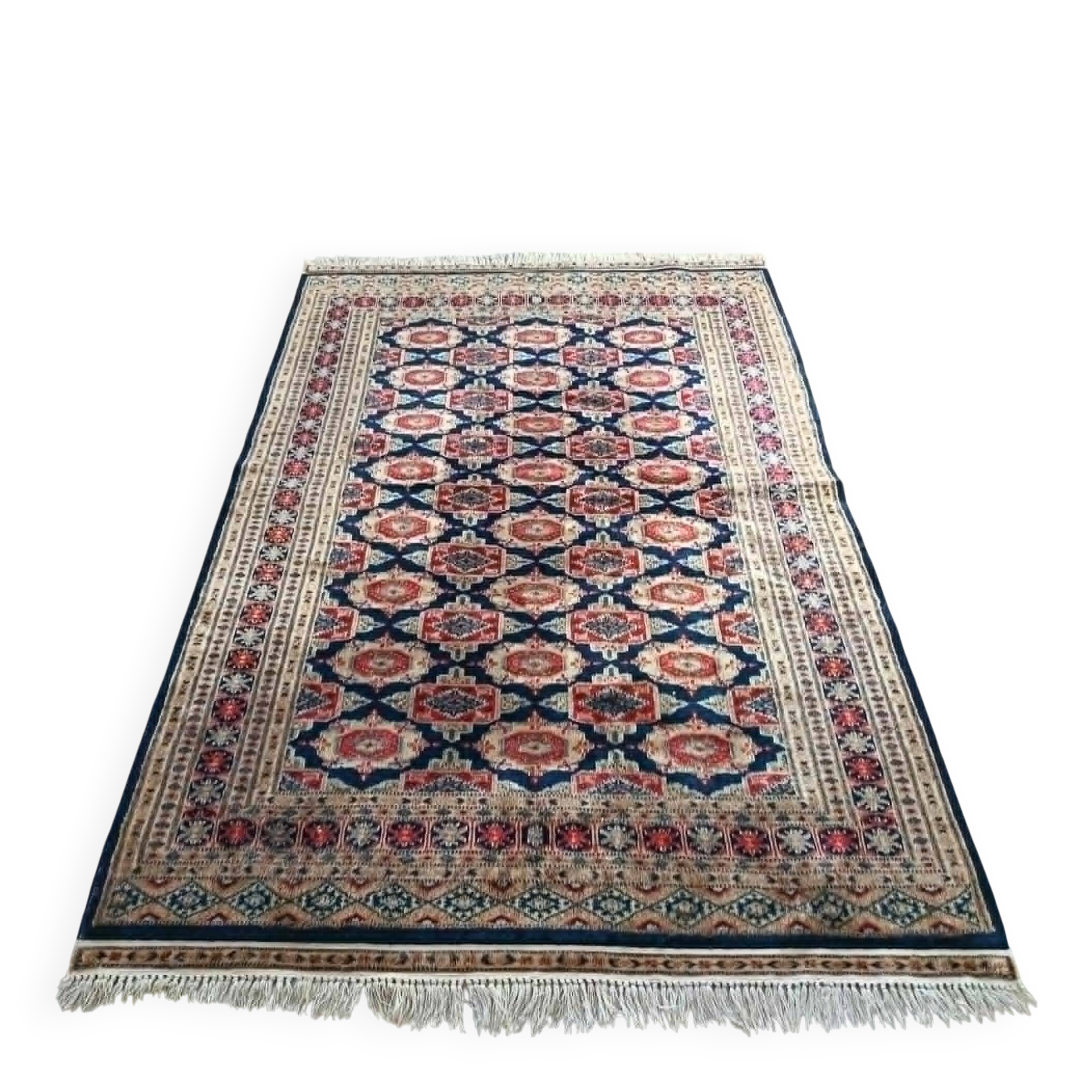 Tapis pakistanais fait main