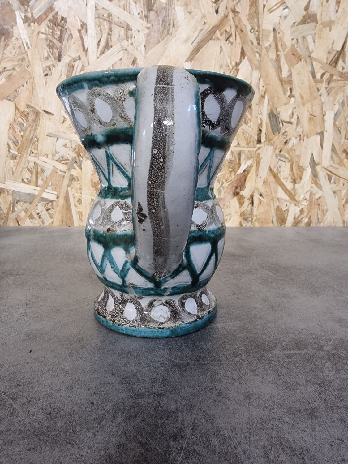 Pitcher Robert Picault