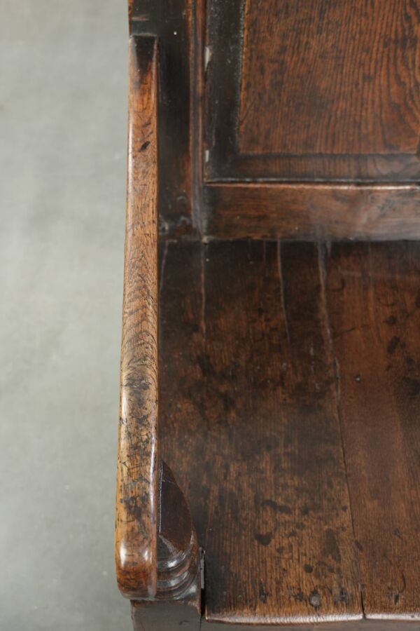 Banc en bois anglais ancien / banc de hall du début du XVIIIe siècle
