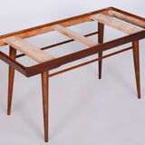 Table basse, plateau pivotant, hêtre, Umakart, Tchéquie, années 1950
