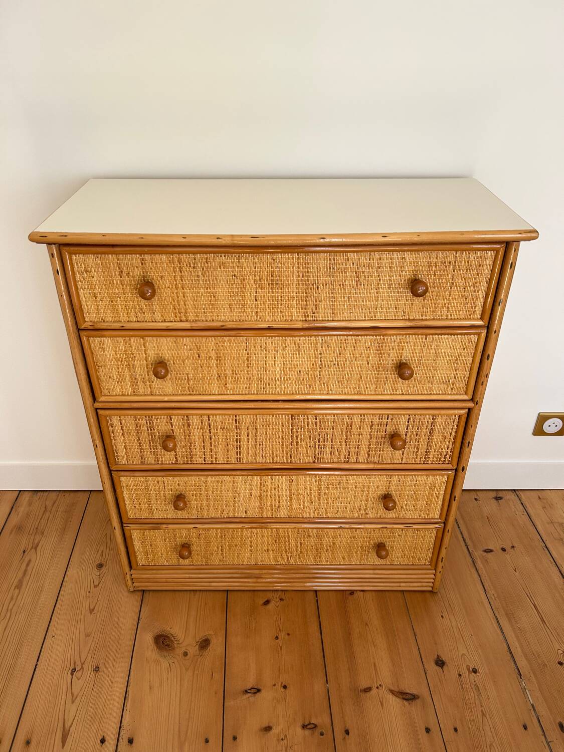 Commode en rotin