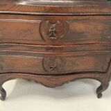 Meuble de maitrise en chêne sculpté Commode scriban XVIII siècle