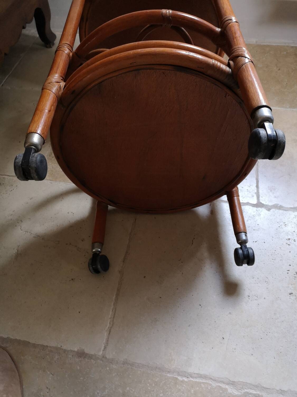 Rattan castor trolley