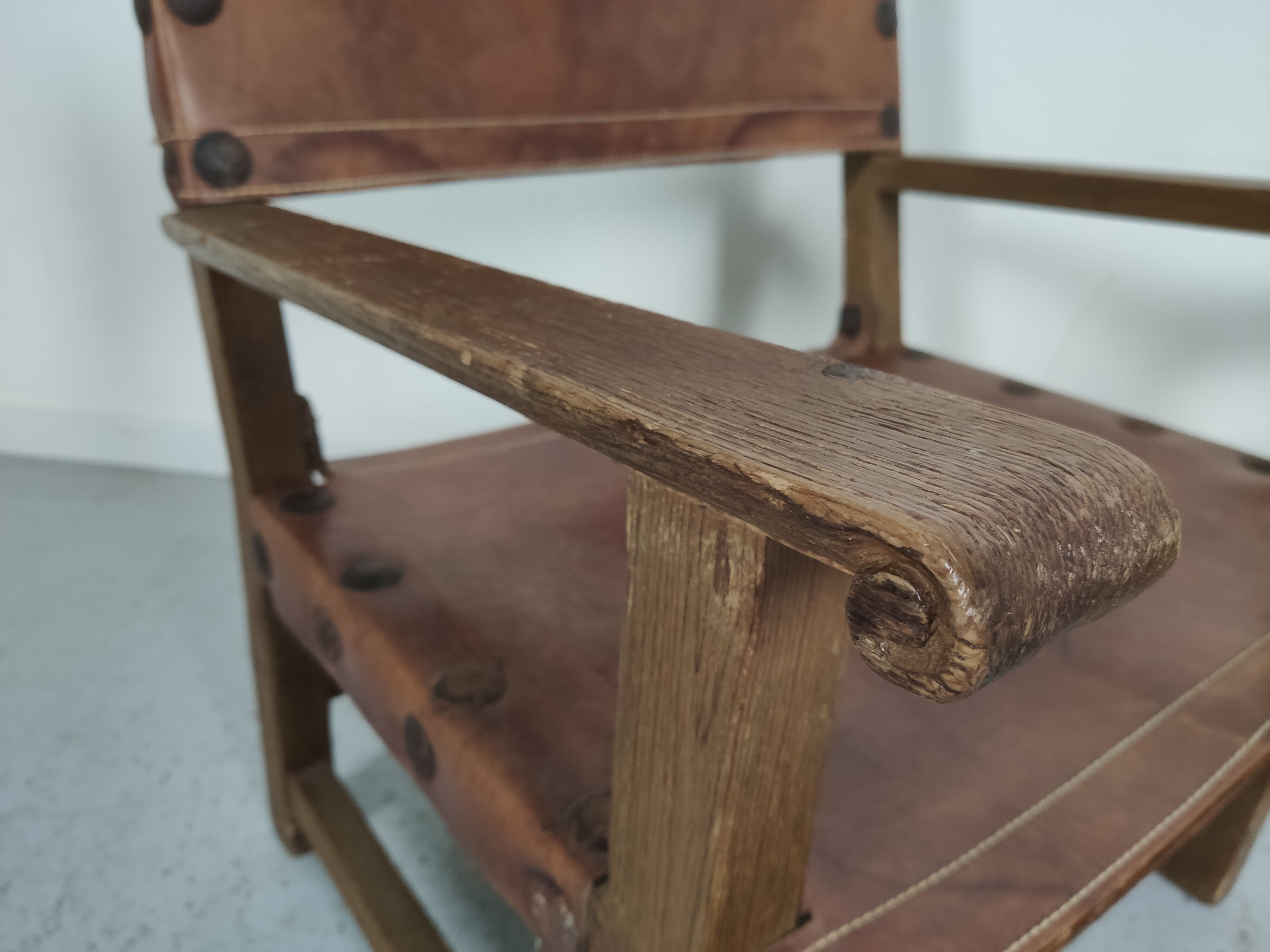 Pair of Spanish vintage leather armchairs 1920/1930