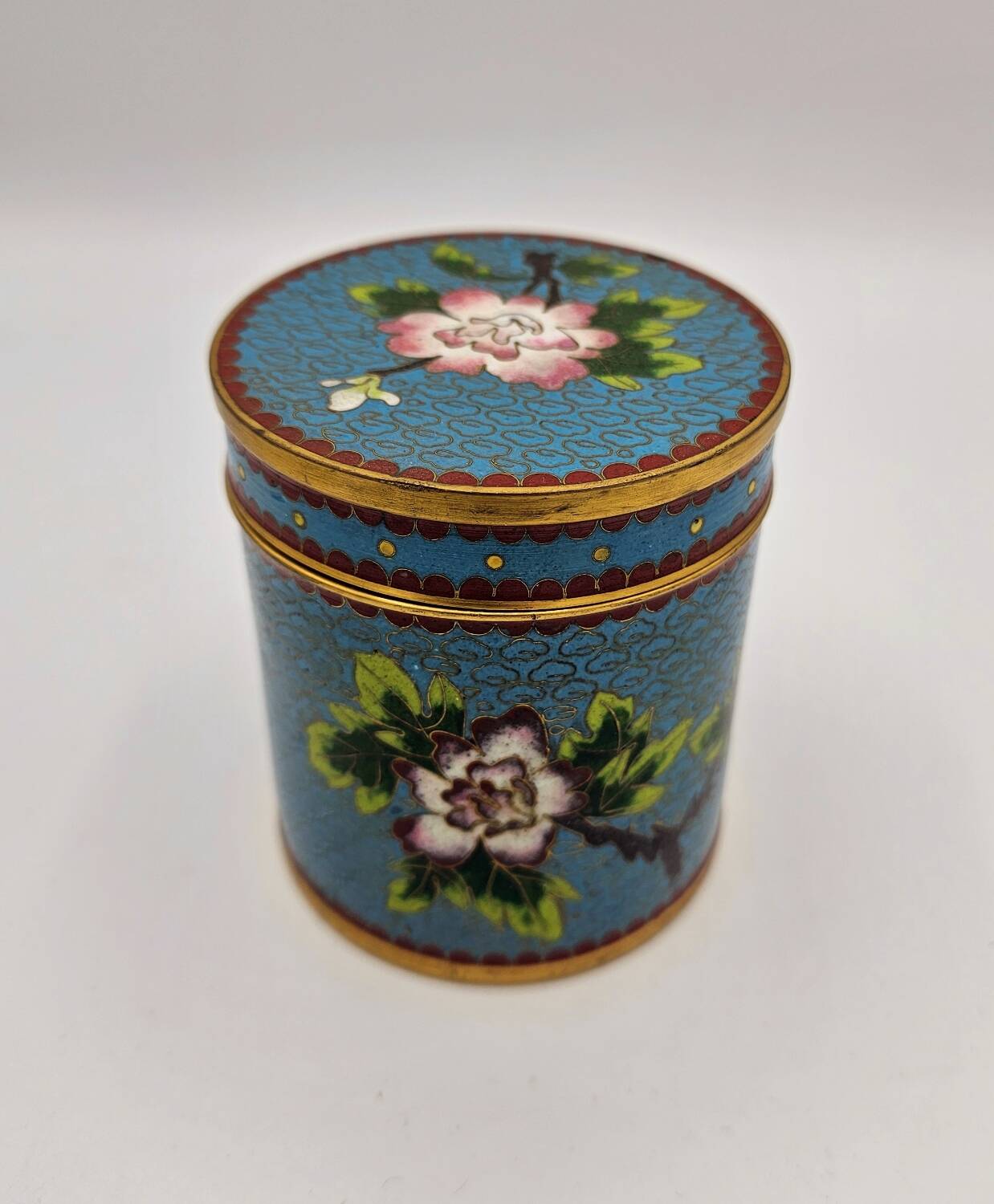 Cloisonné enamel opium box
