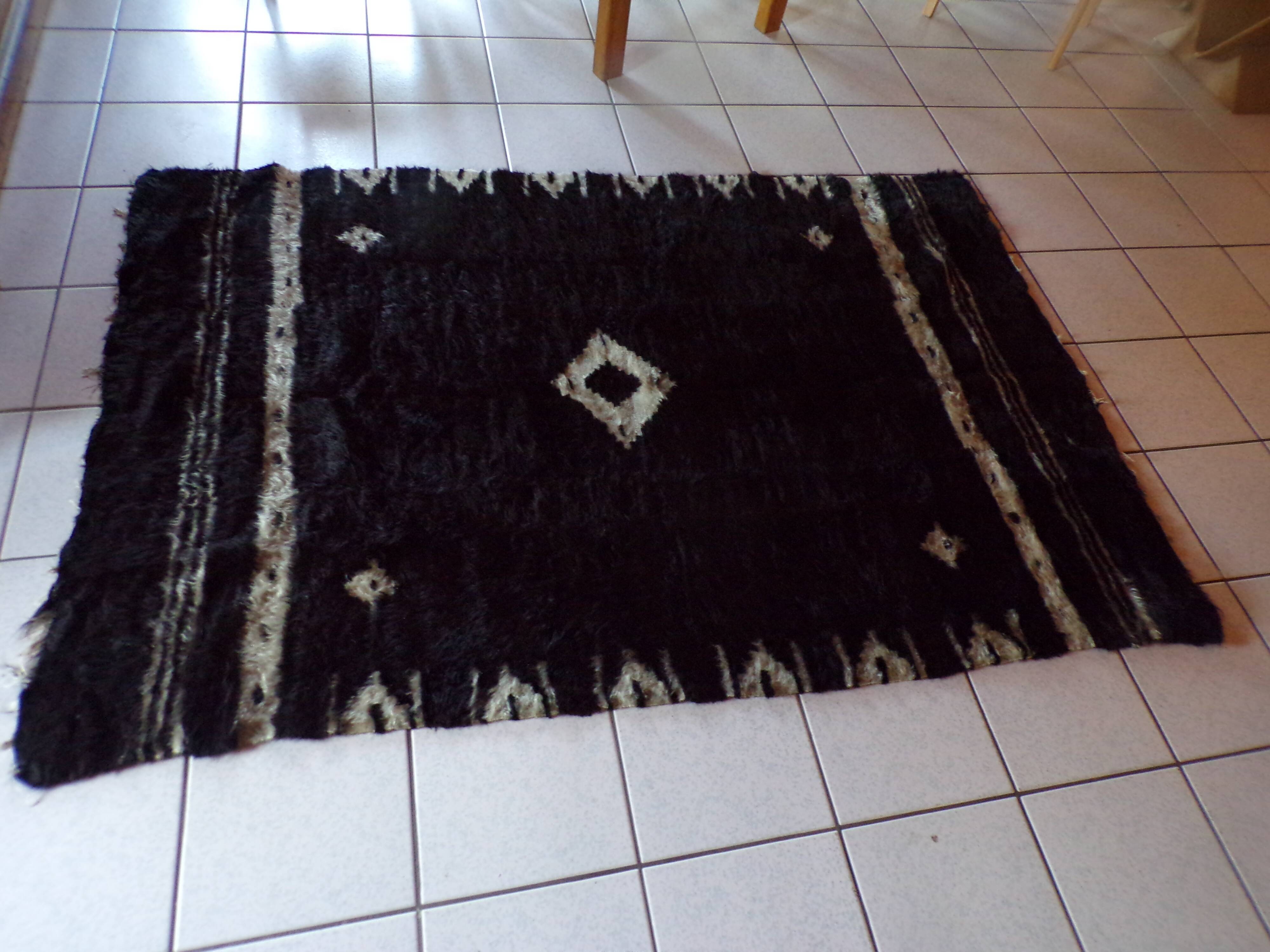 Carpet Syrian goat of 1930
