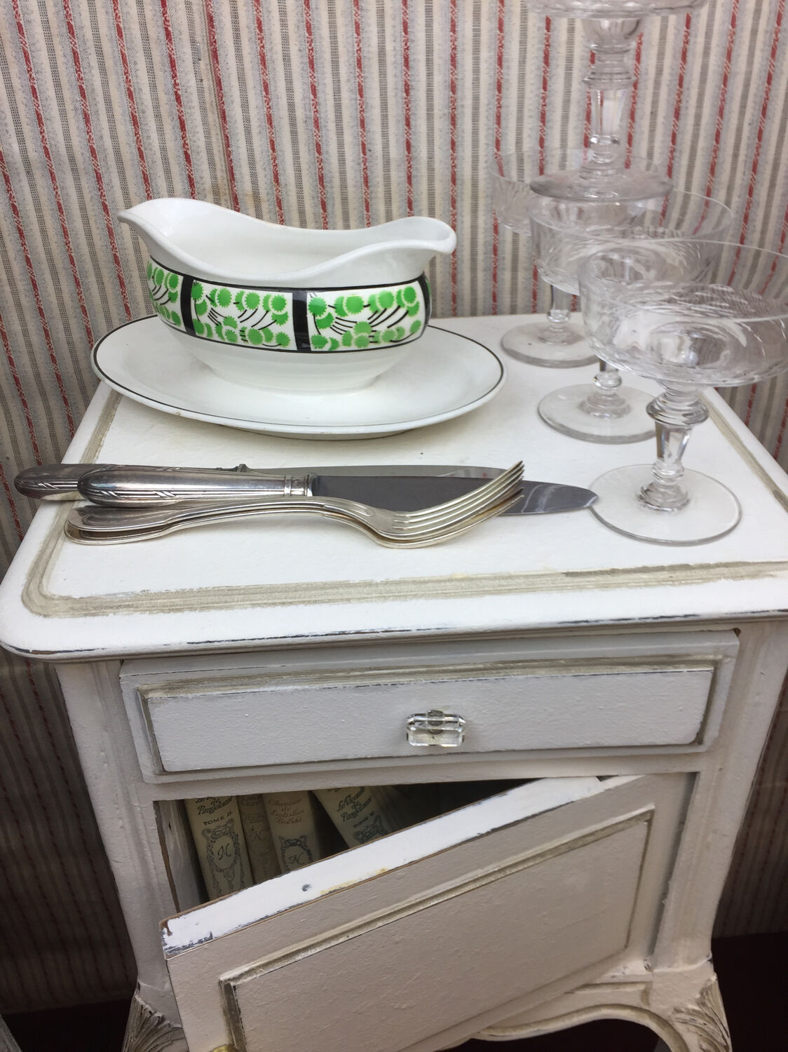 Old sauce boat made in France Digoin Sarreguemines