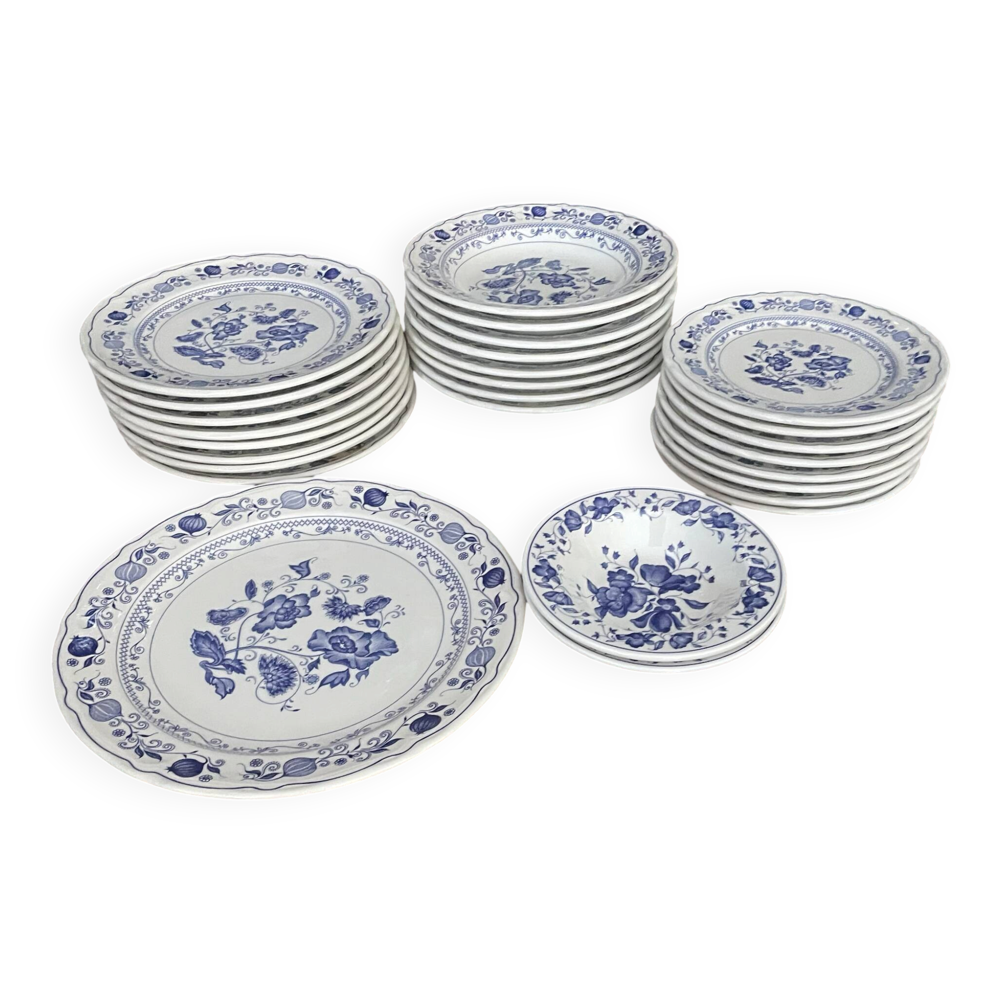 Service de table, ancien bleu–27 pièces