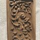 Paire de fronton, bas relief en bois sculpté