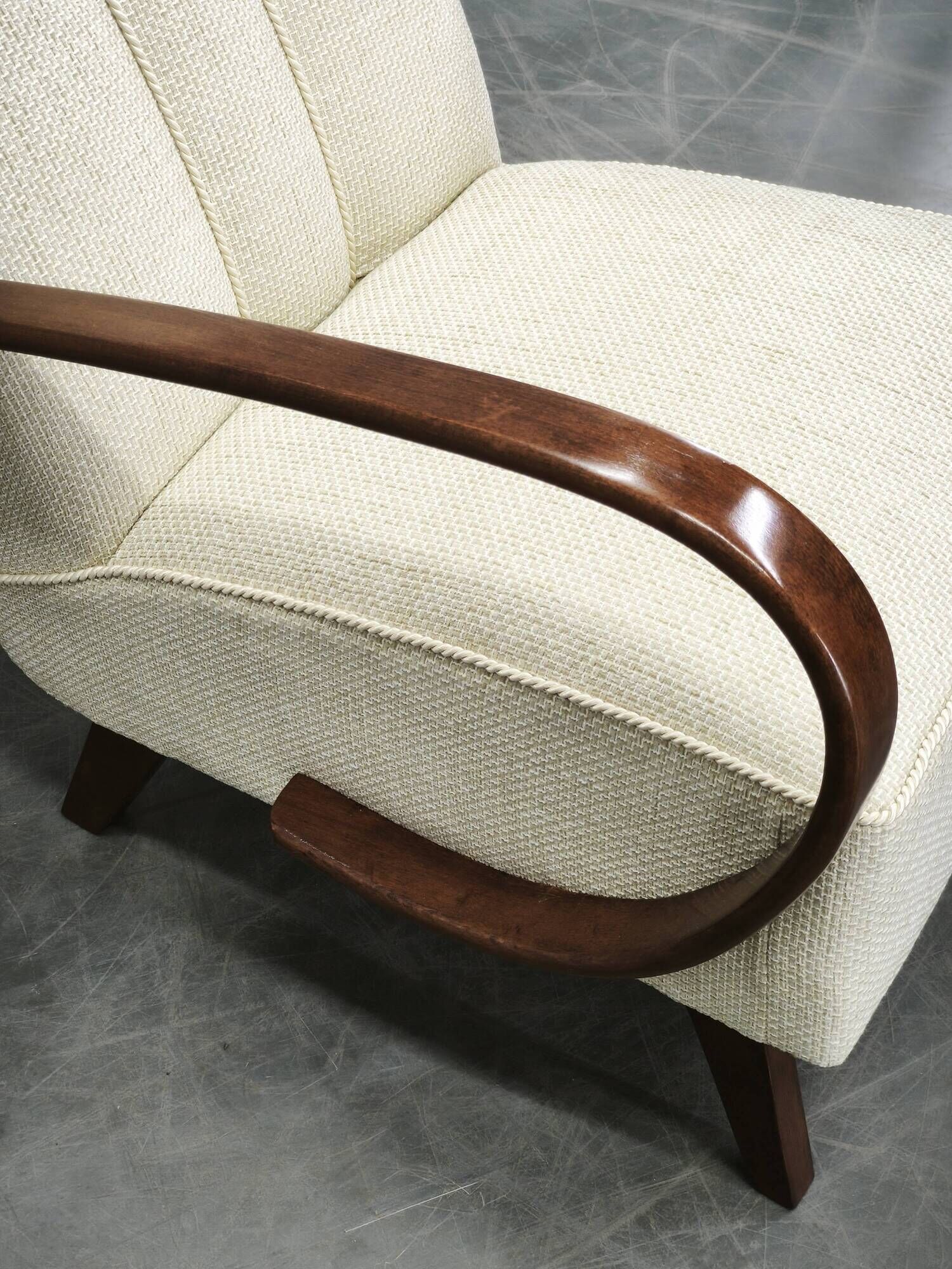 Jindřich Halabala Art Deco Bentwood Armchair, Czechoslovakia 1940s